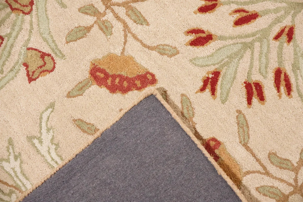 Handmade Adeline Tulip Wool Area Rug | Avyay Rugs