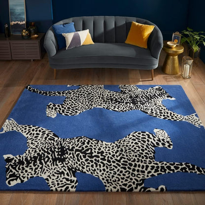 Climbing Jaguar Modern Handmade Wool Area Rug | Avyay Rugs