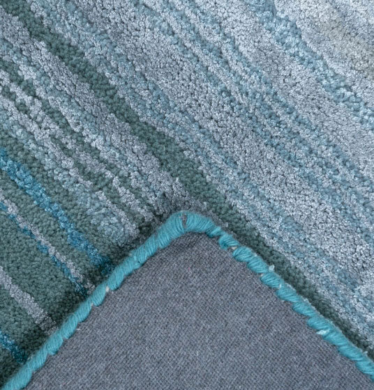 Hand-Tufted